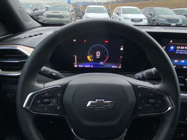 used 2025 Chevrolet TrailBlazer car, priced at $28,462