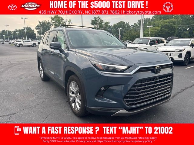 2026 Toyota Grand Highlander Limited FWD's photo
