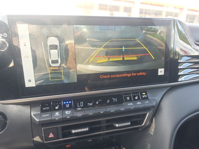 2025 Toyota Camry XSE - Photo 31