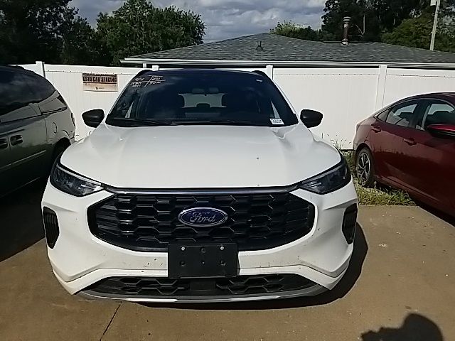 Used 2023 Ford Escape SUV