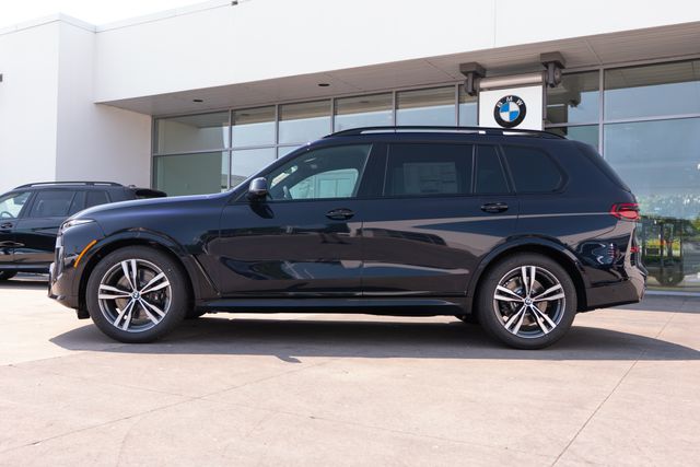 New 2027 BMW X7 SUV