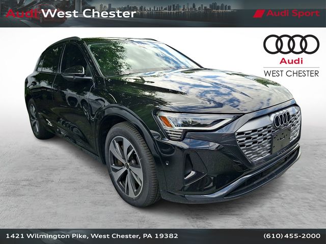  2024 Audi Q8 e-tron quattro Premium Plus AWD   