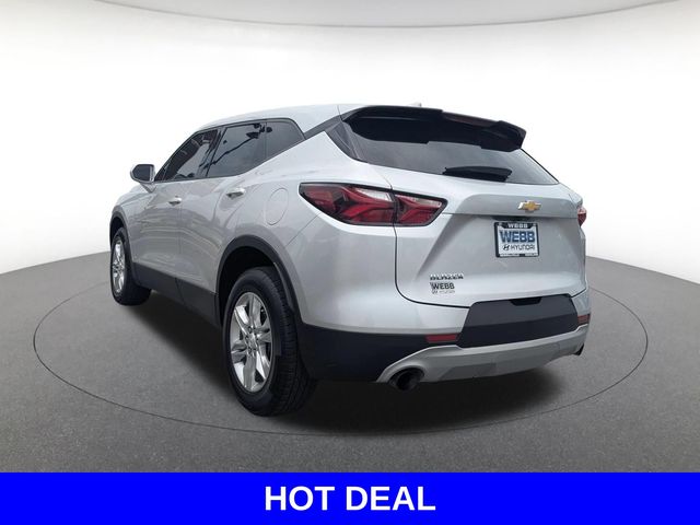 View vehicle photo 6