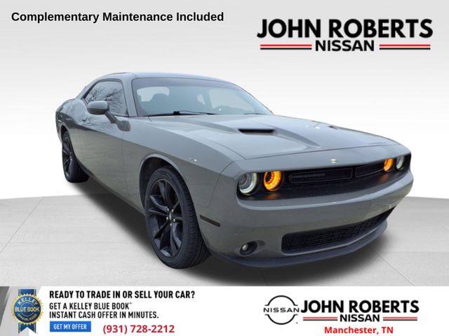 Destroyer Gray Clearcoat 2018 Dodge Challenger SXT RWD Coupe Rear-Wheel Drive 8-Speed Automatic