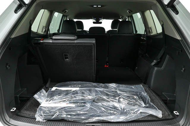 new 2025 Volkswagen Atlas car, priced at $44,852