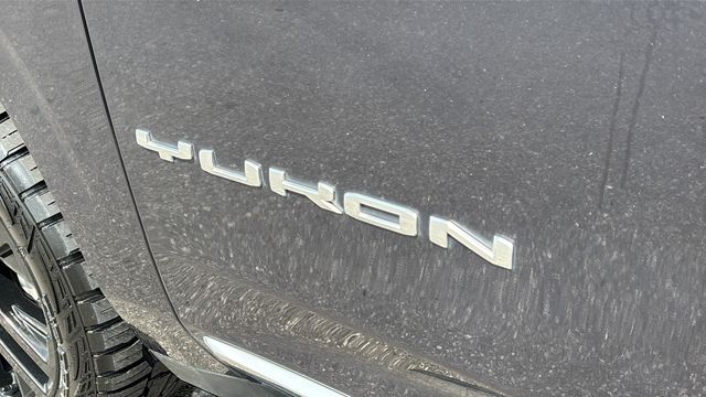 Used 2023 Silver GMC SLT image 41