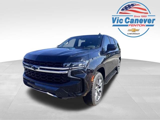 Black 2022 Chevrolet Tahoe Fleet 4WD SUV / Crossover Four-Wheel Drive