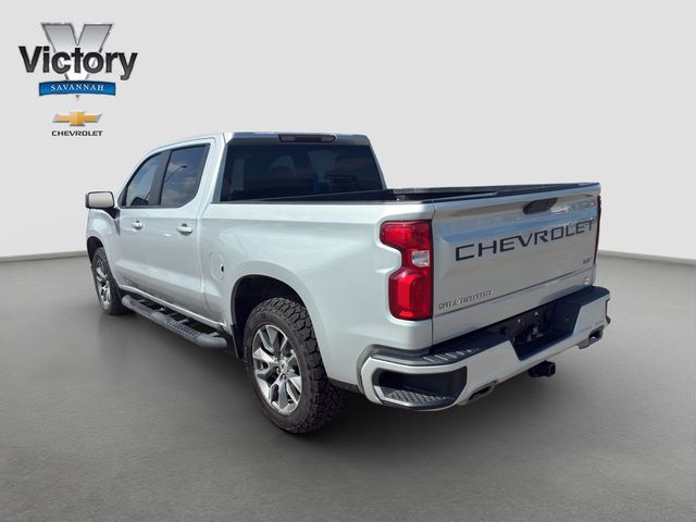 Used 2021  Chevrolet RST image 5
