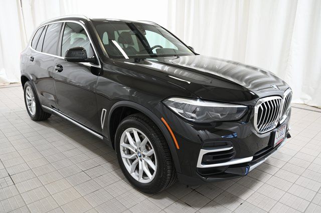 Used 2022 Black BMW xDrive40i image 15