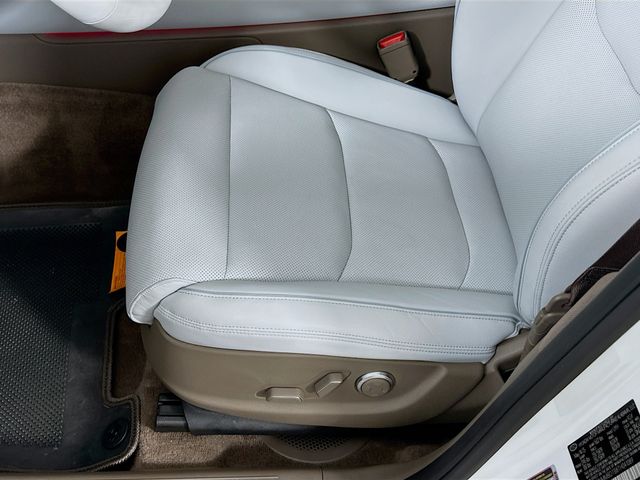 Thumbnail: 2026 Genesis GV70 - 20