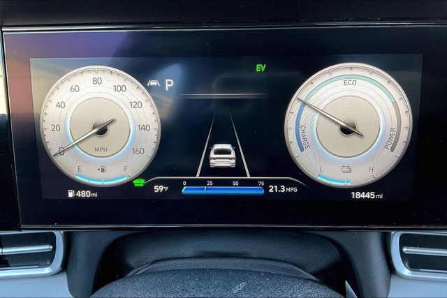 2022 Hyundai Elantra Hybrid Limited photo