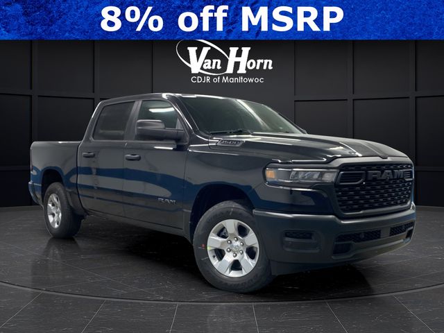 Diamond Black Crystal Pearlcoat 2026 RAM 1500 Pickup Truck Four-Wheel Drive 8-Speed Automatic