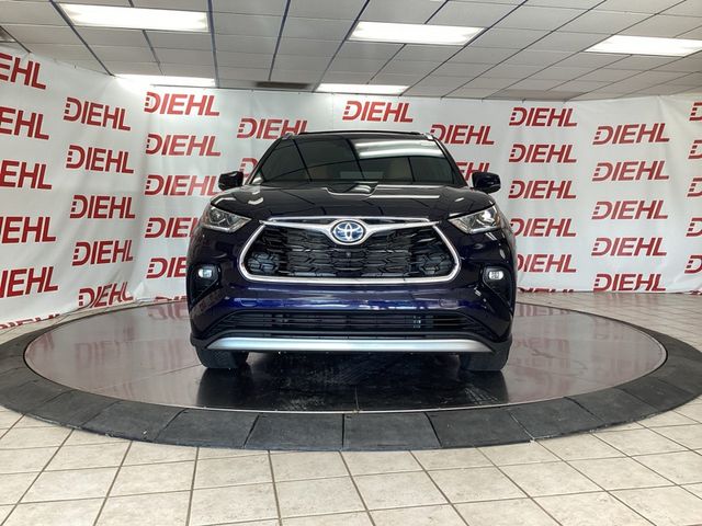 Used 2021 Toyota Highlander Hybrid SUV