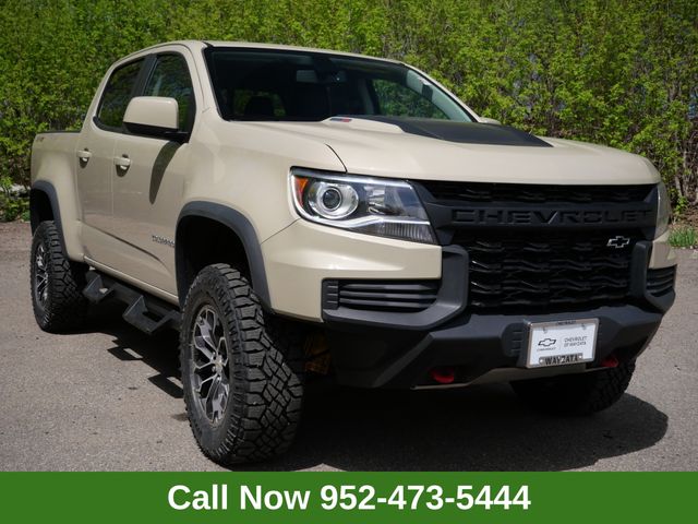 Sand Dune Metallic 2022 Chevrolet Colorado ZR2 Crew Cab 4WD Pickup Truck Four-Wheel Drive 6-Speed Automatic