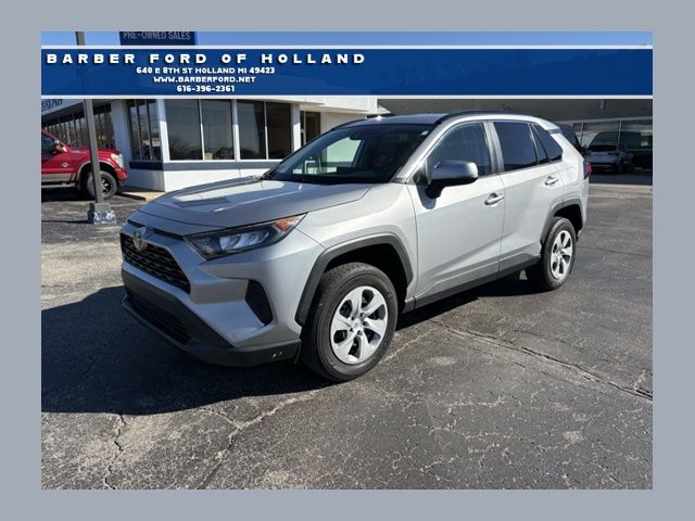 2020 Toyota RAV4 LE FWD