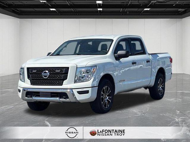 Glacier White 2022 Nissan Titan Pickup Truck Four-Wheel Drive 9-Speed Automatic
