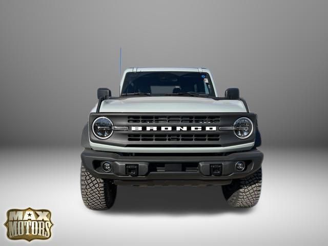 2024 Ford Bronco Black Diamond 2