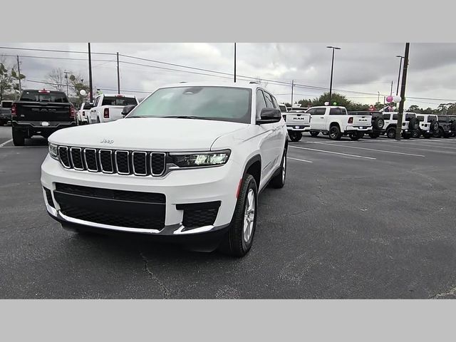 2026 Jeep Grand Cherokee L Laredo 4x4