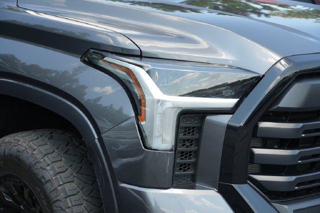 Certified Pre-Owned 2025 Toyota Tundra SR 4D CrewMax in #XSX270902