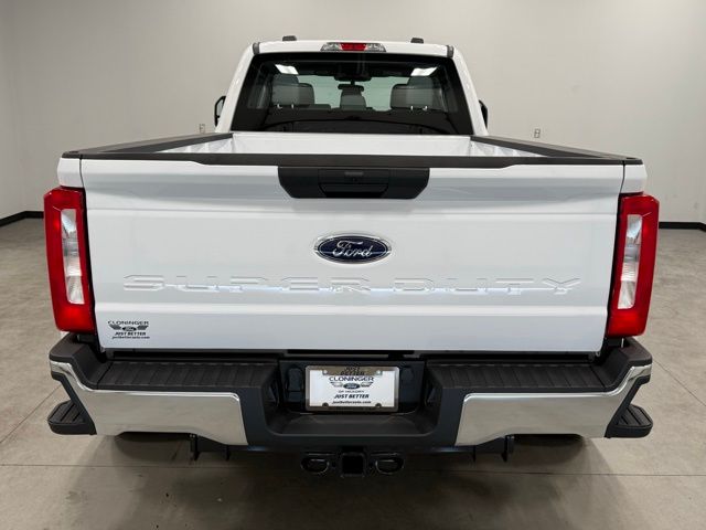 2025 Ford F-350SD XL photo