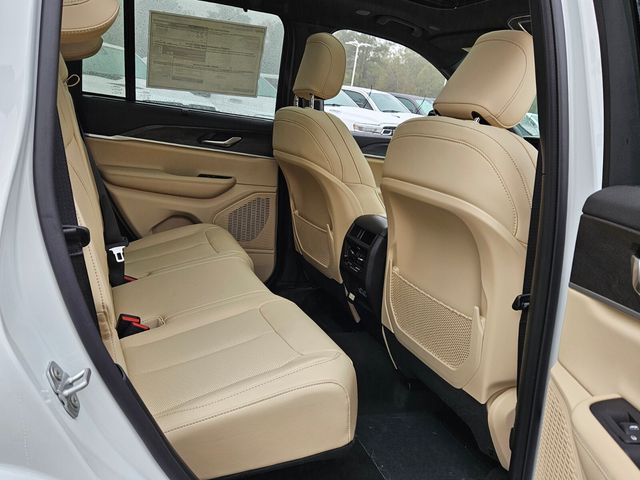 New 2025 White Jeep Limited image 15