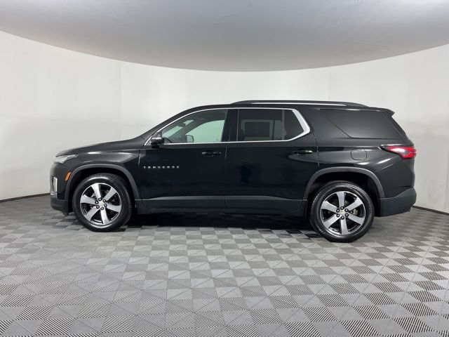 2022 Mosaic Black Metallic Chevrolet Traverse LT Leather AWD SUV