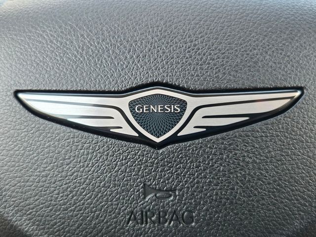 2027 Genesis Gv70