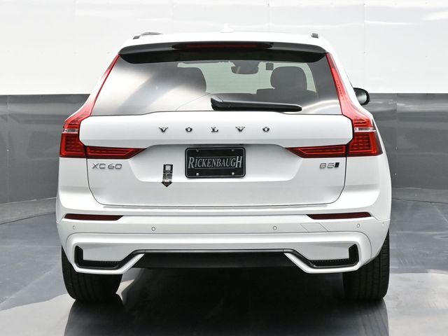 2025 Volvo XC60  photo