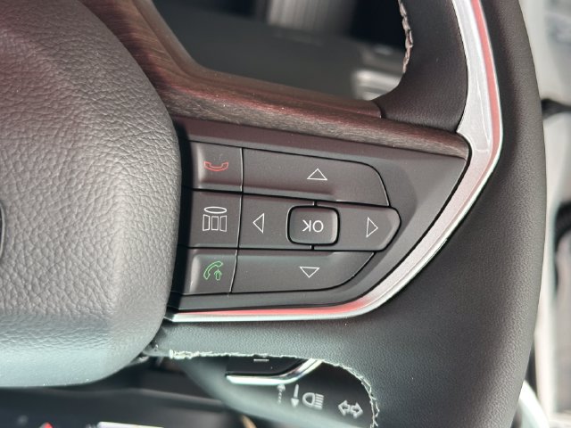 New 2027 White Jeep Altitude image 28