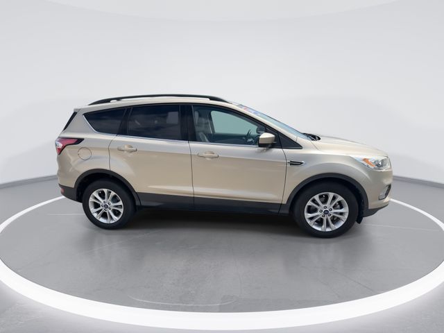 Used 2018 Gold Ford SEL image 8