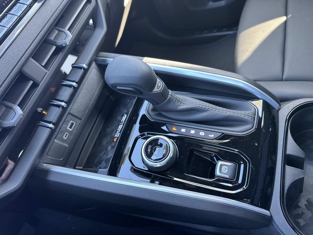 2026 Chevrolet Colorado Trail Boss Black at Ross Downing Chevrolet
