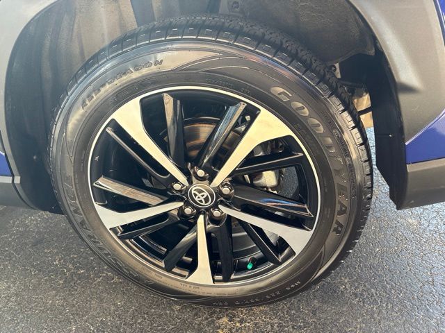 ToyotaCorolla Cross11