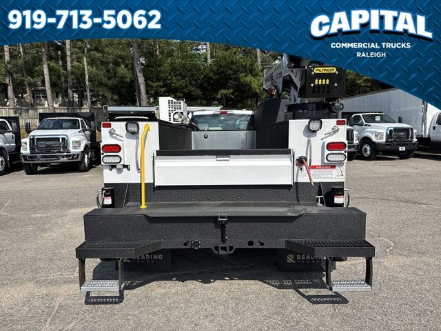 2024 Ford F-550 Super Duty Chassis Cab XL - Photo 7
