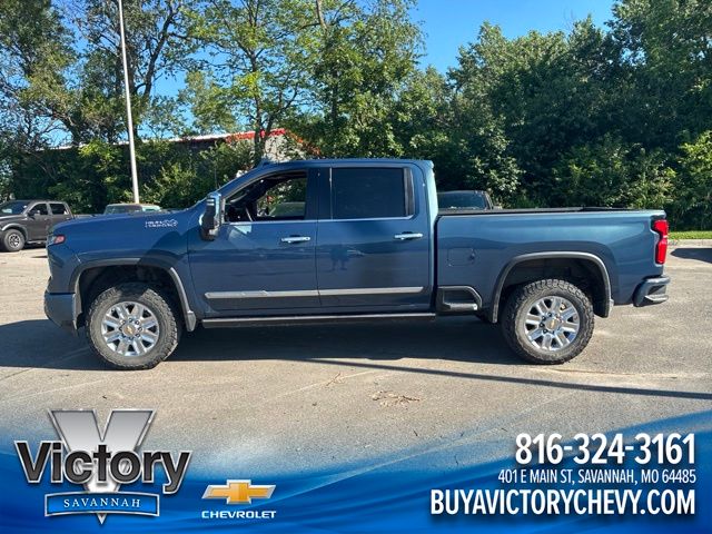  2025 Chevrolet Silverado 3500HD High Country Crew Cab 4WD   
