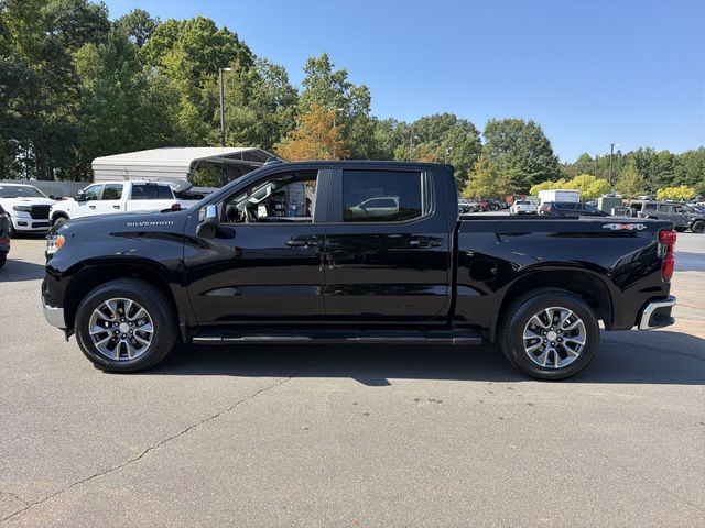 Used 2025 Black Chevrolet LT image 10