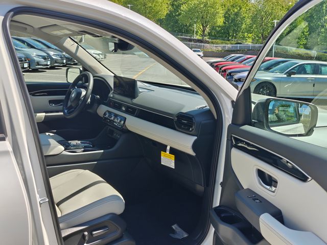 new 2026 Honda Pilot car, priced at $50,190