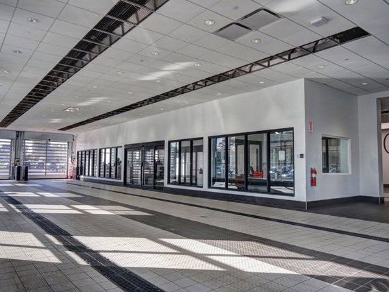 Used 2019  Toyota XLE image 10