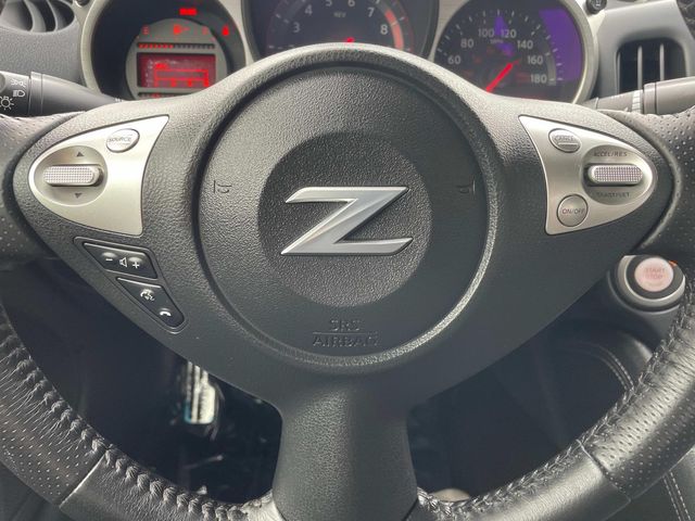 2017 Nissan 370Z  27