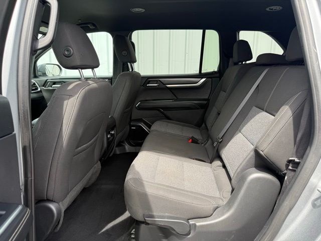 used 2025 GMC Acadia car, priced at $35,182