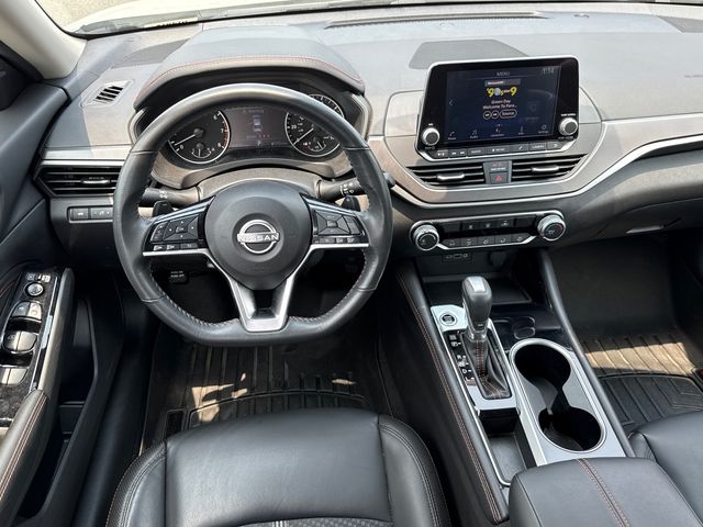 Used 2023 Nissan Altima Sedan