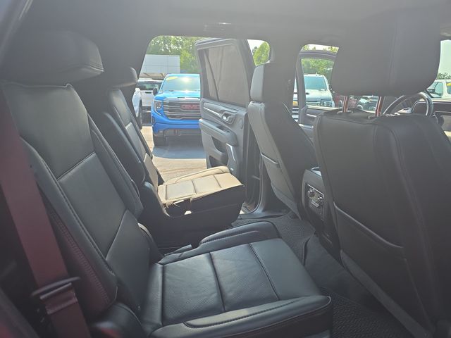 Used 2021 Black GMC Denali image 12