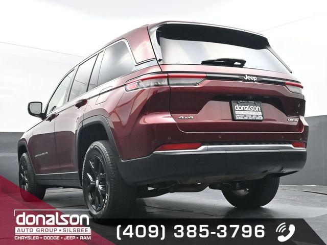 used 2022 Jeep Grand Cherokee car, priced at $27,597
