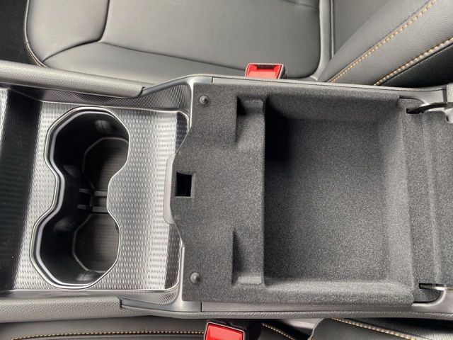 2026 Jeep Grand Cherokee - Diamond Black exterior view 17