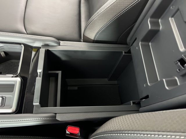 2025 Super Black Nissan Pathfinder SL FWD SUV