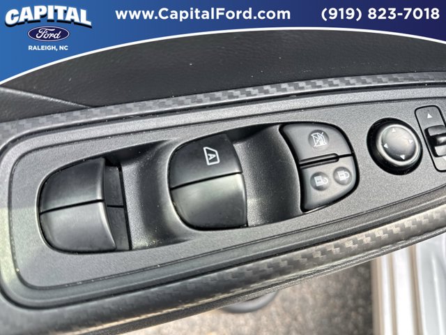 Used 2025 Silver Nissan 1.6 SV image 20