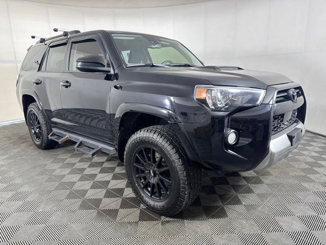 Midnight Black Metallic 2020 Toyota 4Runner SUV / Crossover Four-Wheel Drive 5-Speed Automatic Overdrive