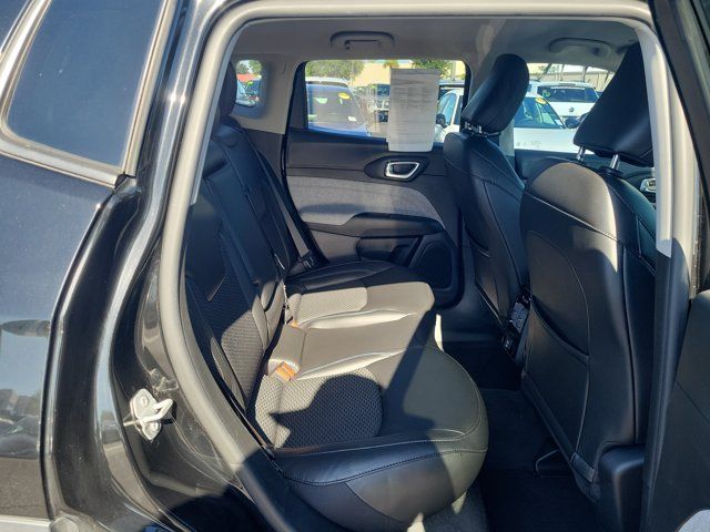 Used 2022 Black Jeep Latitude image 8