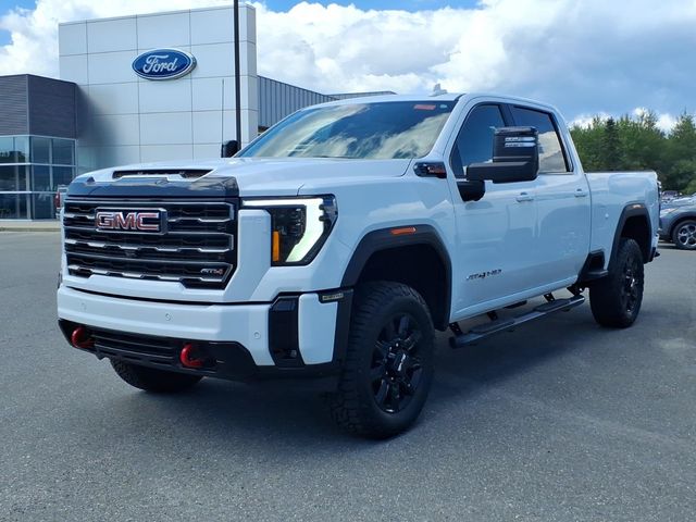 2025 GMC Sierra 2500HD AT4 Crew Cab 4WD