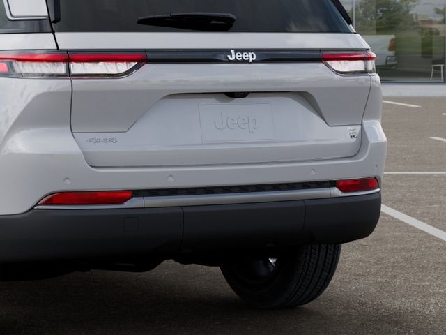 new 2026 Jeep Grand Cherokee car, priced at $47,910