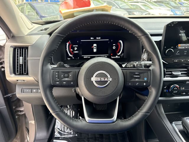Used 2023 Nissan Pathfinder SUV
